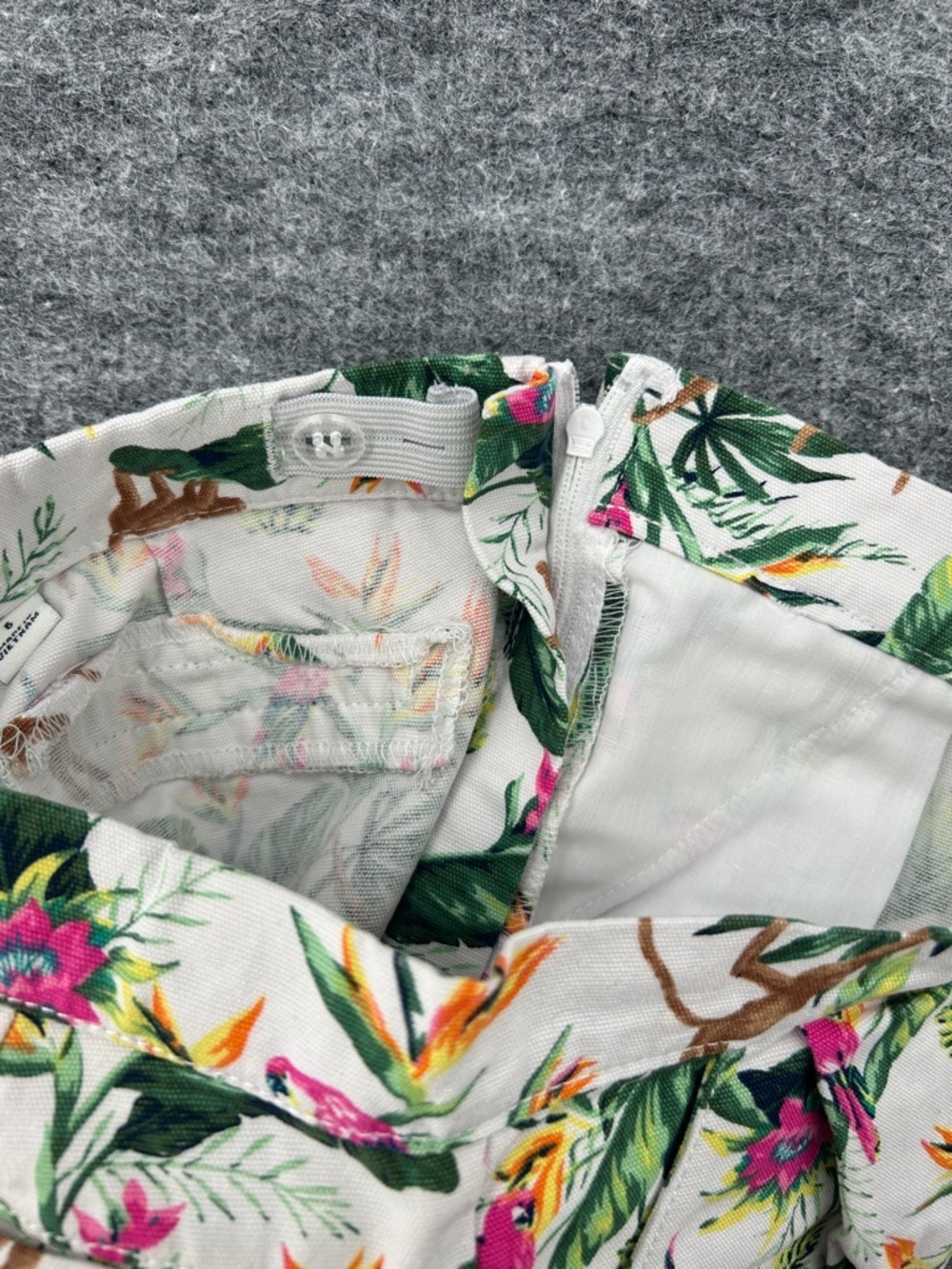 Janie and Jack Girls White Tropical Floral High-Rise Short Size 6 - Picture 4 of 5